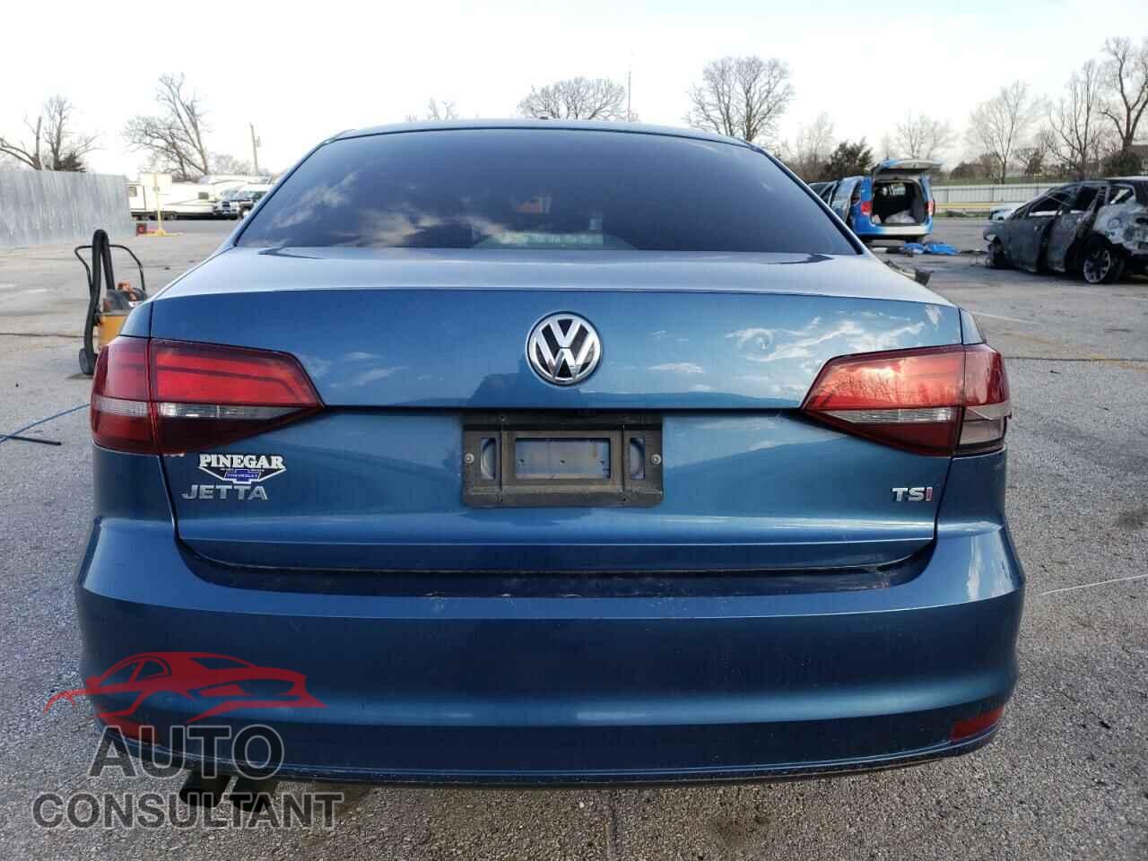 VOLKSWAGEN JETTA 2017 - 3VW2B7AJ5HM288140