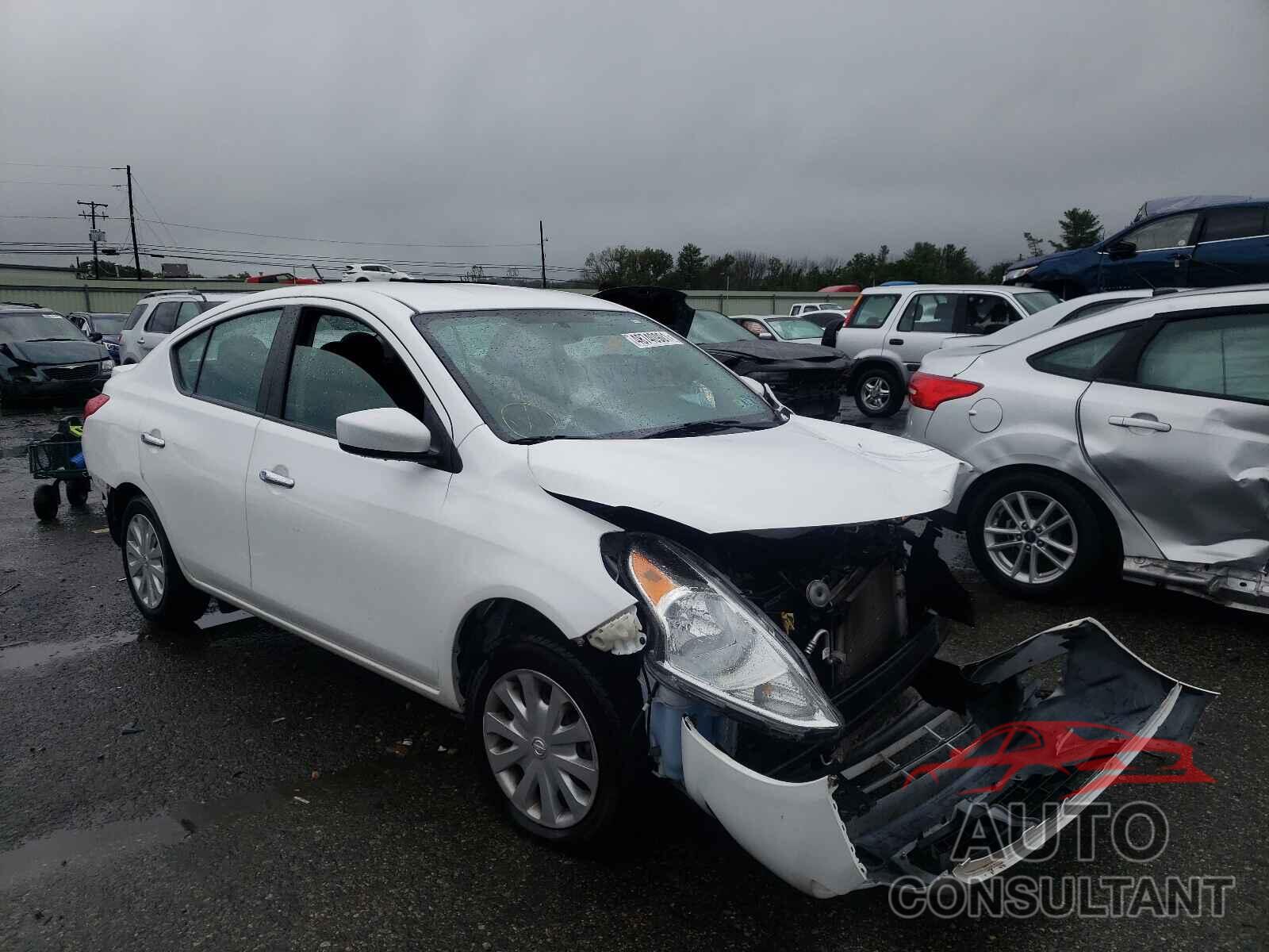 NISSAN VERSA 2017 - 3N1CN7AP1HK463548