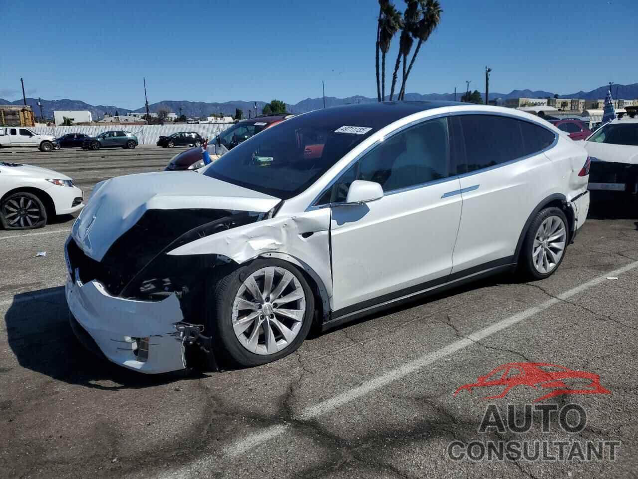 TESLA MODEL X 2020 - 5YJXCAE26LF270135