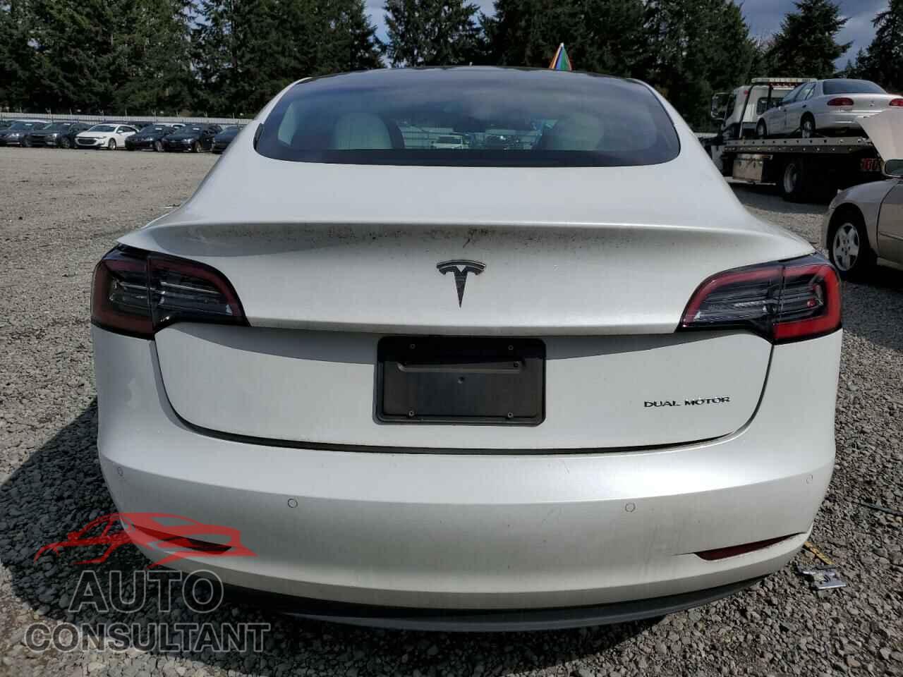 TESLA MODEL 3 2021 - 5YJ3E1EBXMF876192