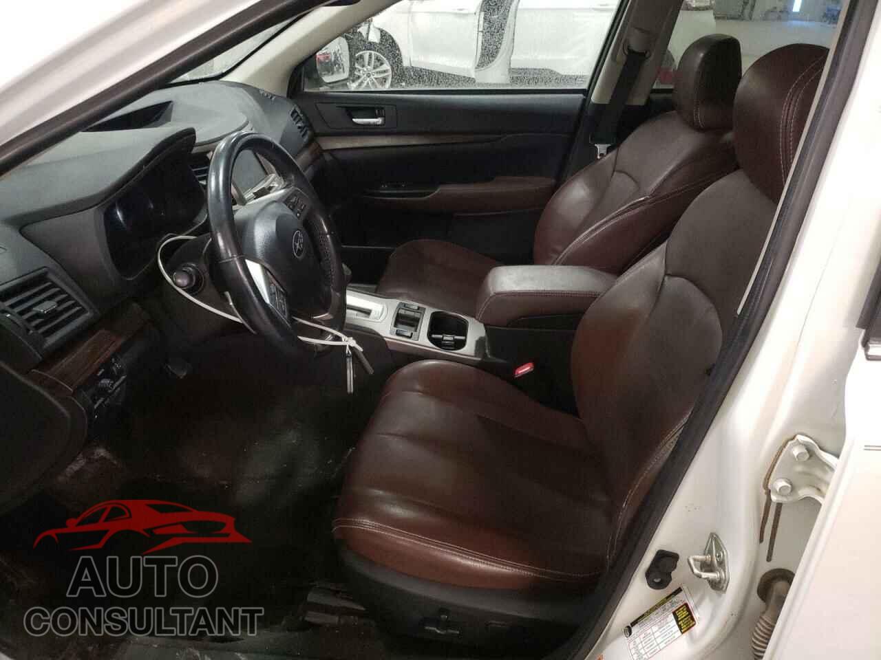SUBARU OUTBACK 2014 - 4S4BRBPC1E3312713