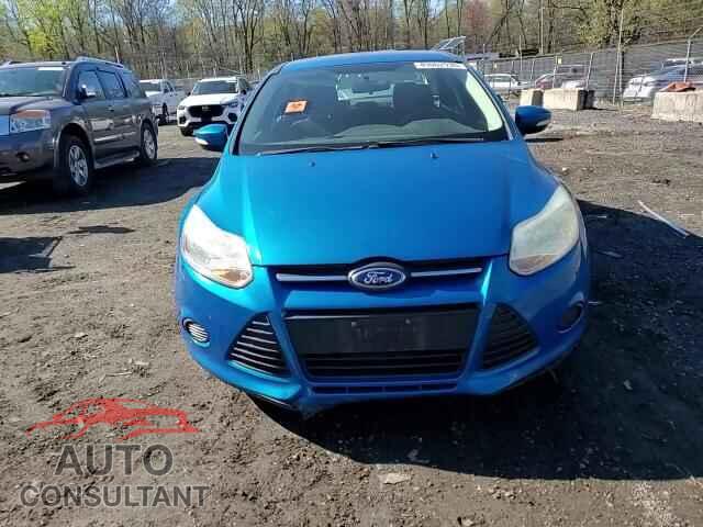 FORD FOCUS 2014 - 1FADP3F2XEL427009