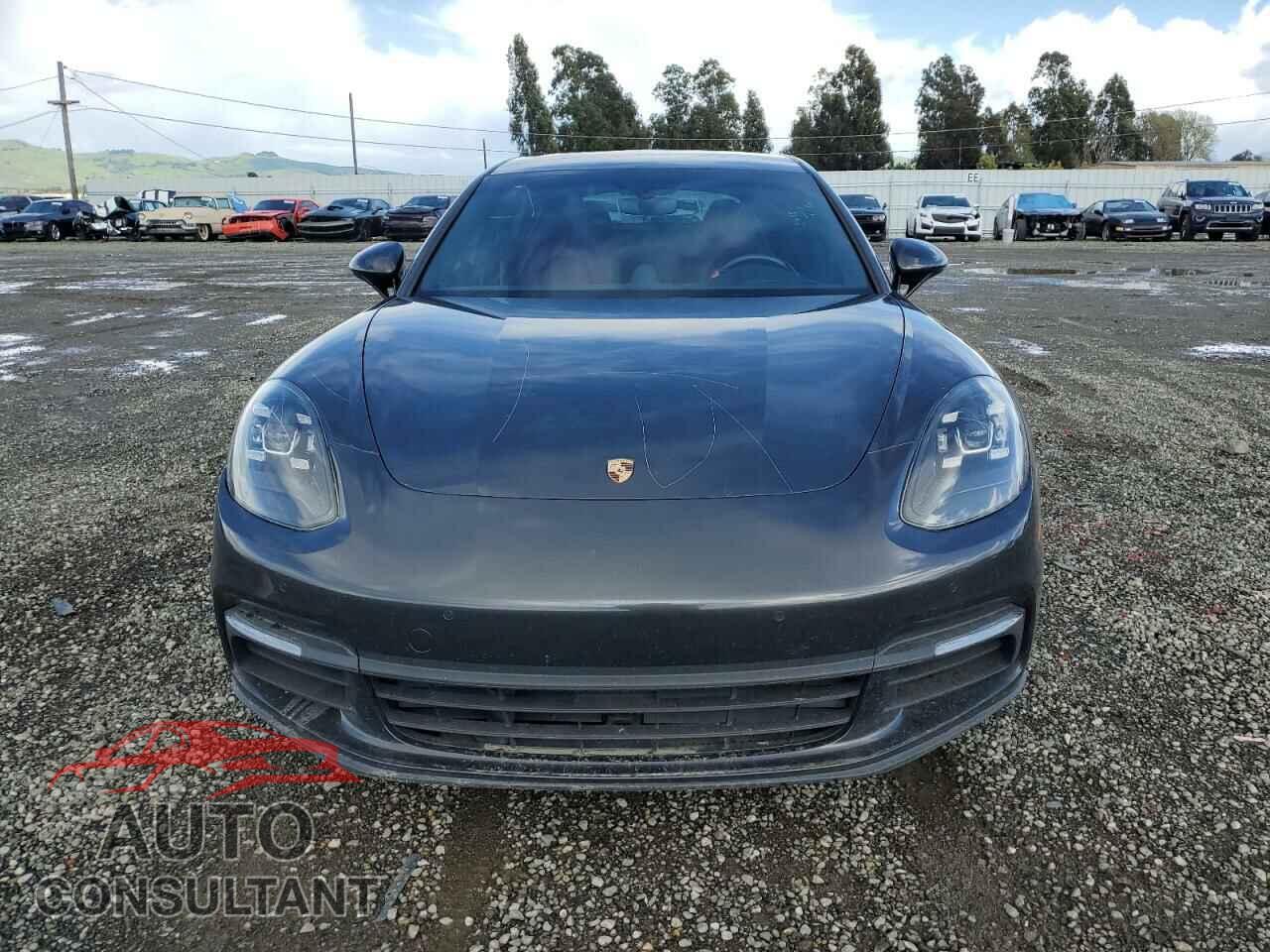 PORSCHE PANAMERA 2018 - WP0AA2A76JL100743