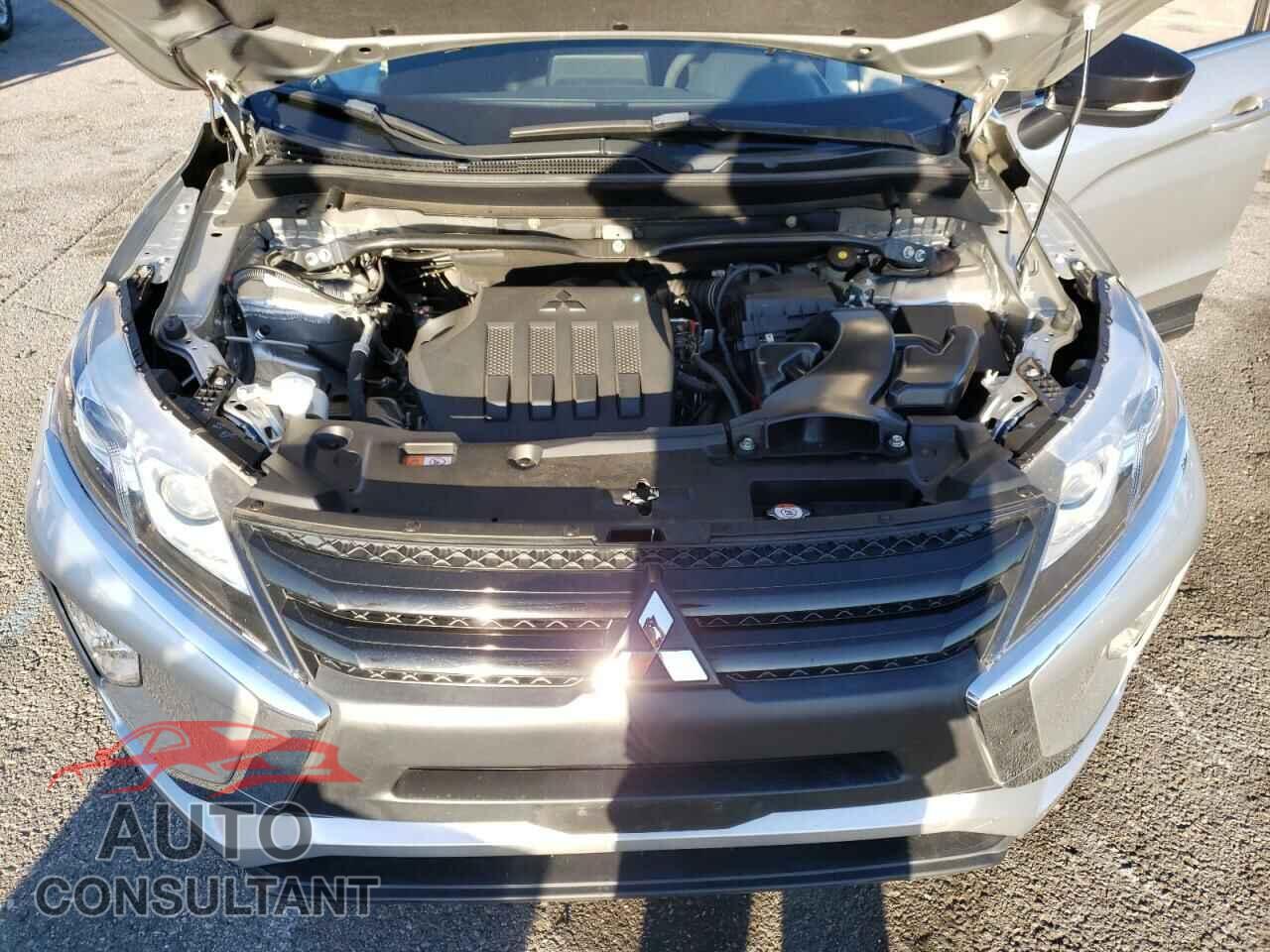 MITSUBISHI ECLIPSE 2018 - JA4AT4AA1JZ047829