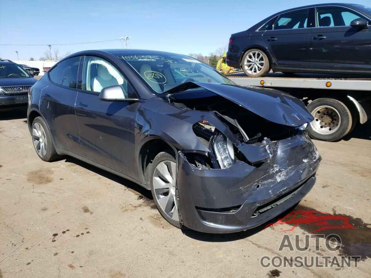 TESLA MODEL Y 2021 - 5YJYGDEE1MF144836