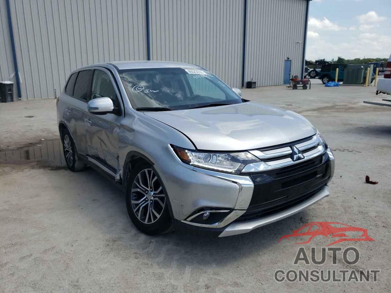 MITSUBISHI OUTLANDER 2018 - JA4AZ3A33JZ039628
