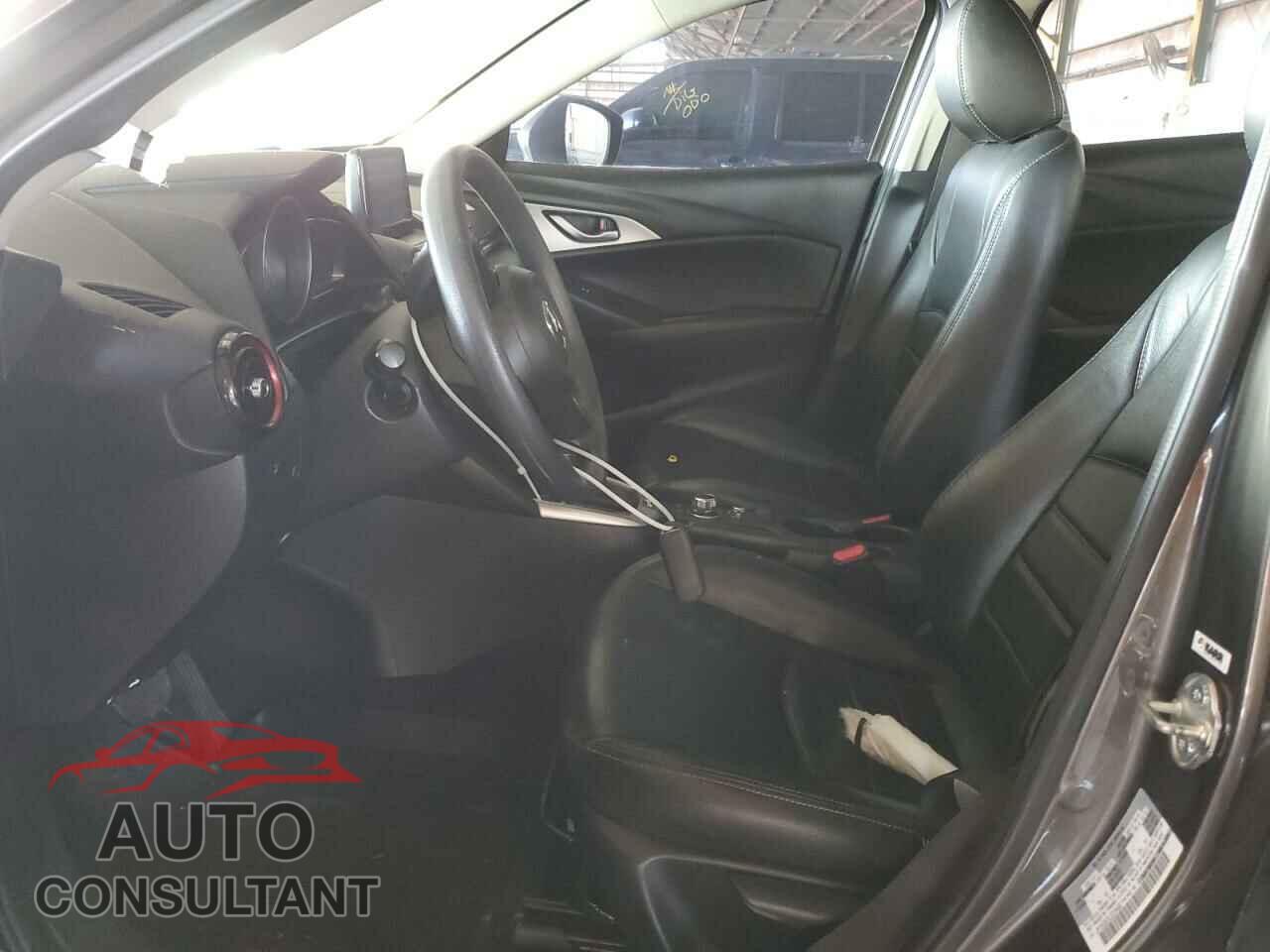 MAZDA CX-3 2018 - JM1DKDB76J0318459
