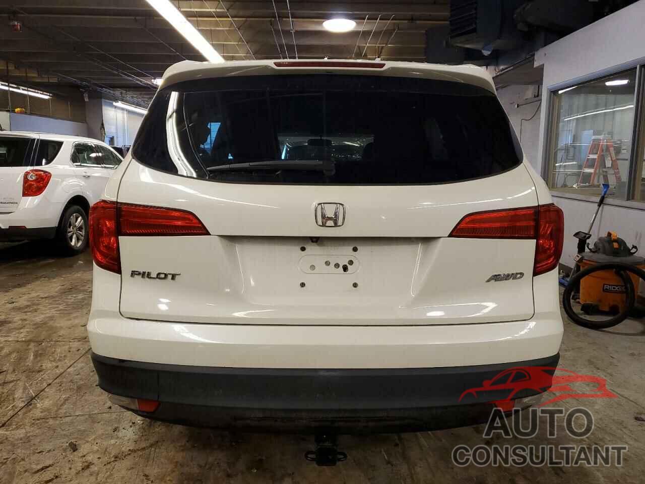 HONDA PILOT 2016 - 5FNYF6H30GB029531