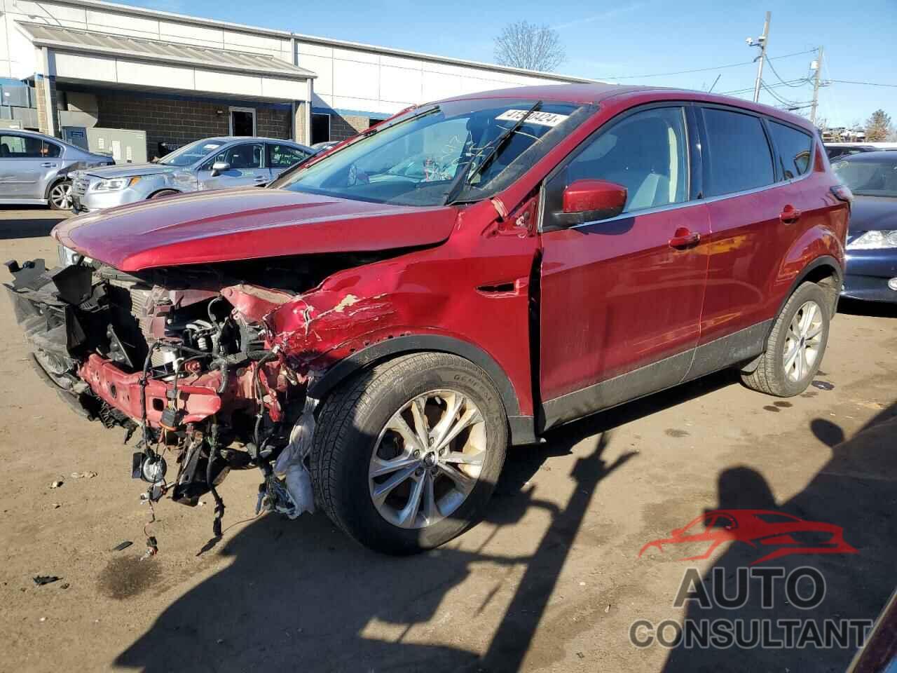 FORD ESCAPE 2017 - 1FMCU9G99HUE27686