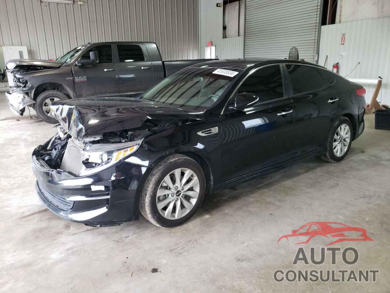 KIA OPTIMA 2018 - 5XXGT4L32JG262878