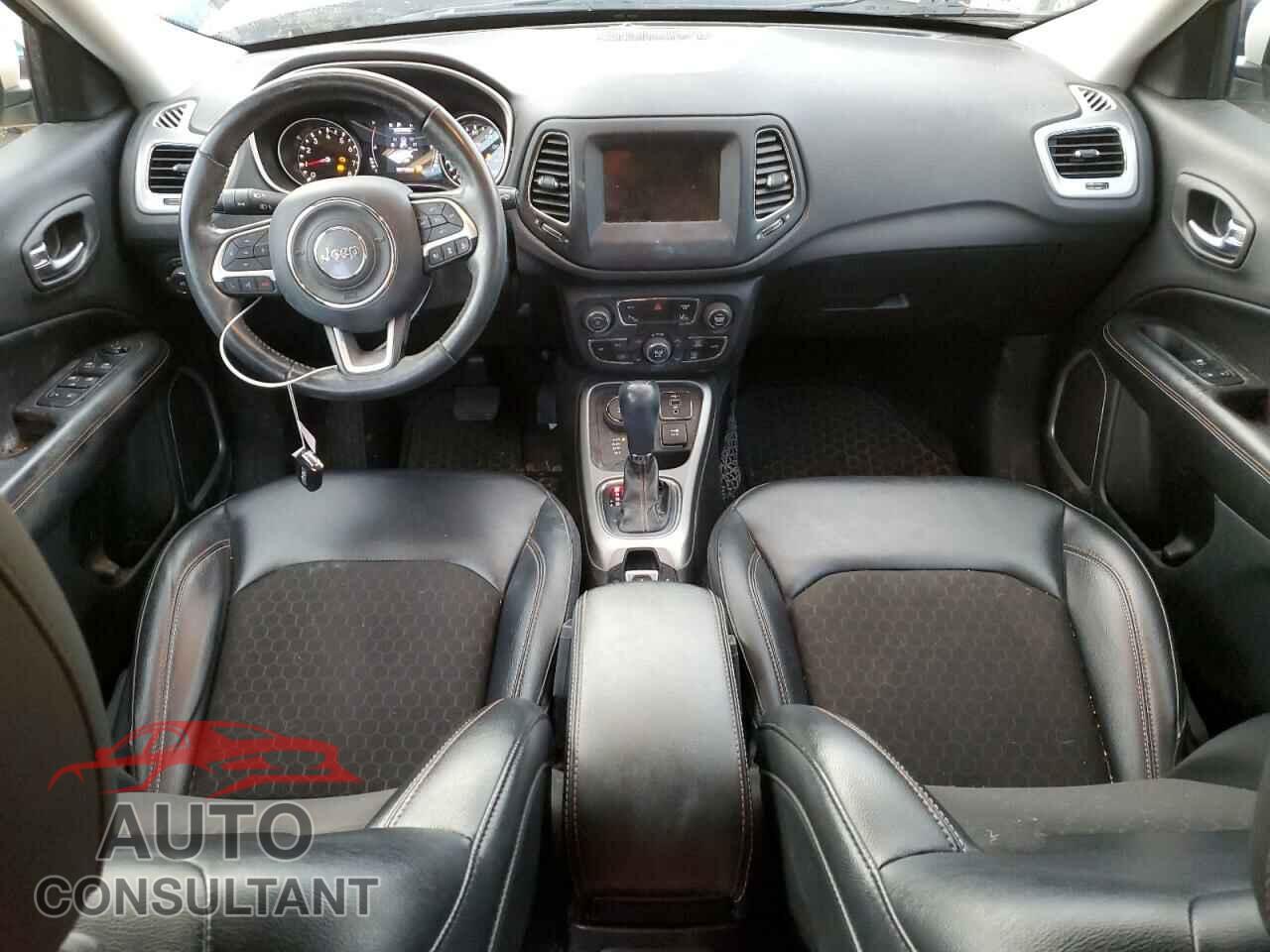 JEEP COMPASS 2020 - 3C4NJDBB3LT217851