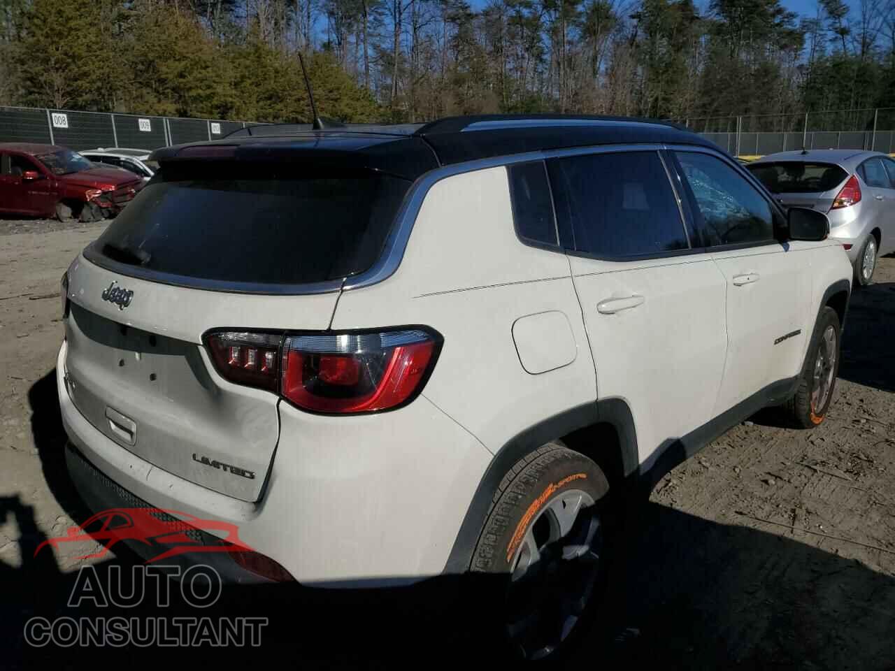 JEEP COMPASS 2018 - 3C4NJDCB6JT190575