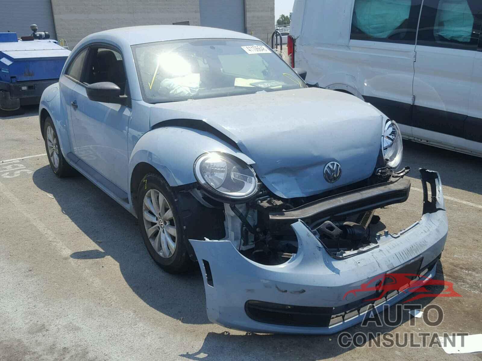 VOLKSWAGEN BEETLE 2015 - 3VWF17AT3FM644815