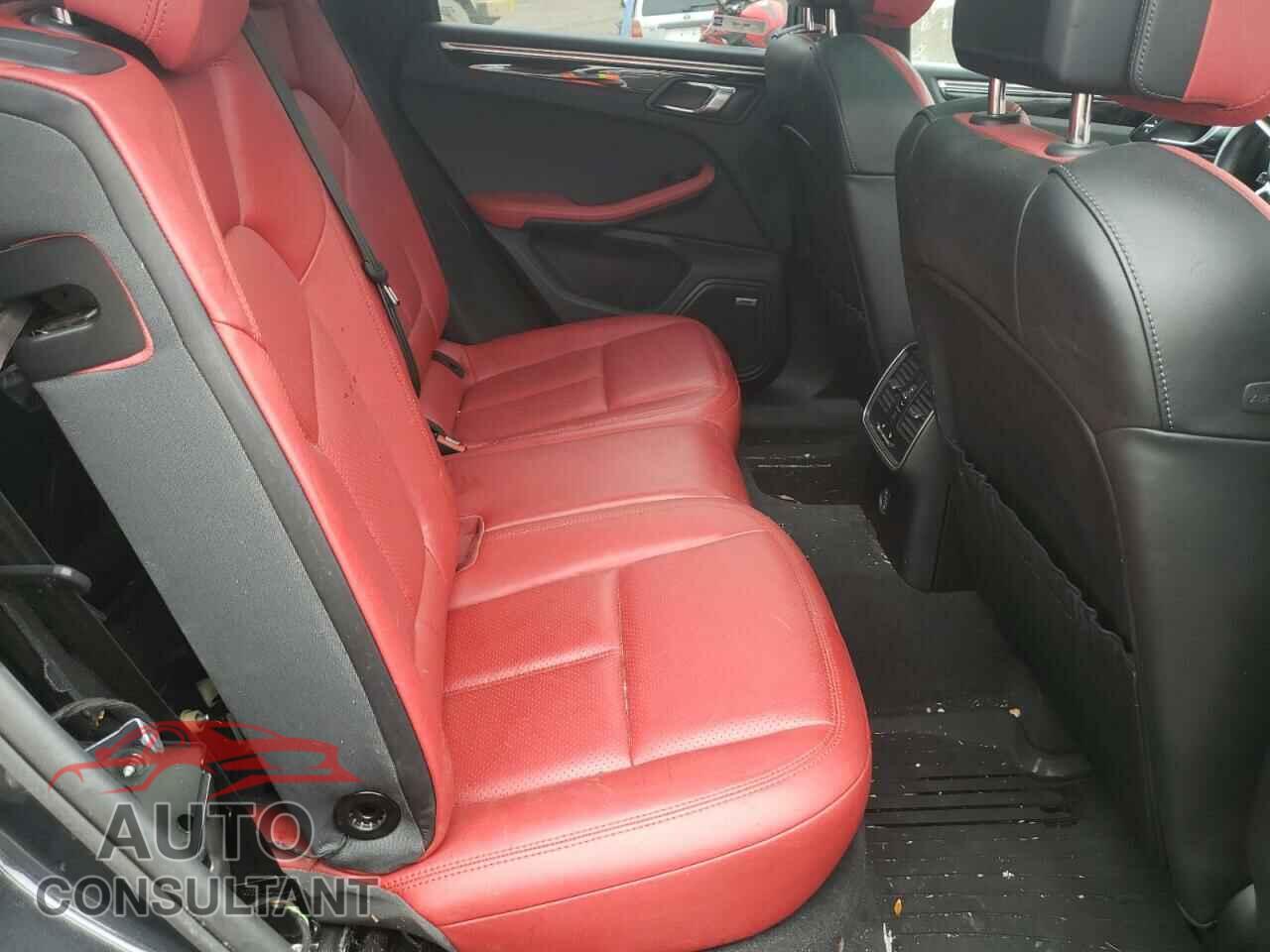 PORSCHE MACAN 2018 - WP1AA2A54JLB06067