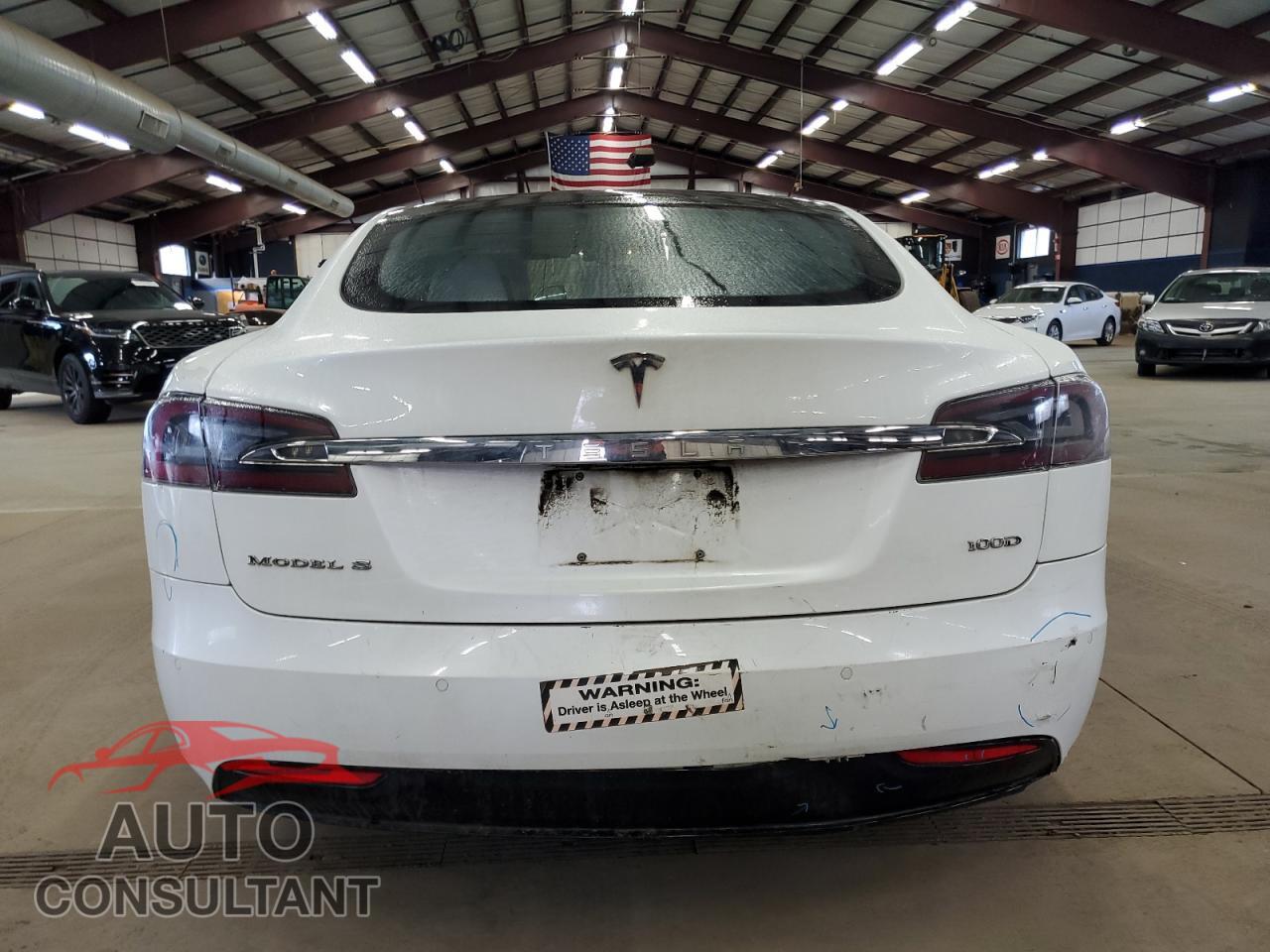 TESLA MODEL S 2017 - 5YJSA1E26HF200996