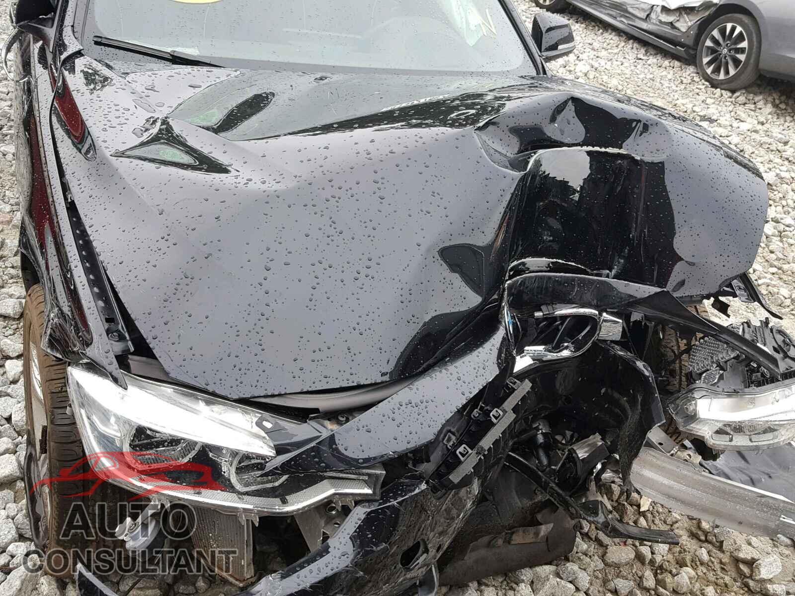 BMW 3 SERIES 2016 - WBA8E3G51GNU05589