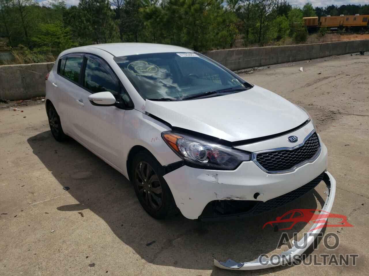 KIA FORTE 2016 - KNAFK5A85G5592527