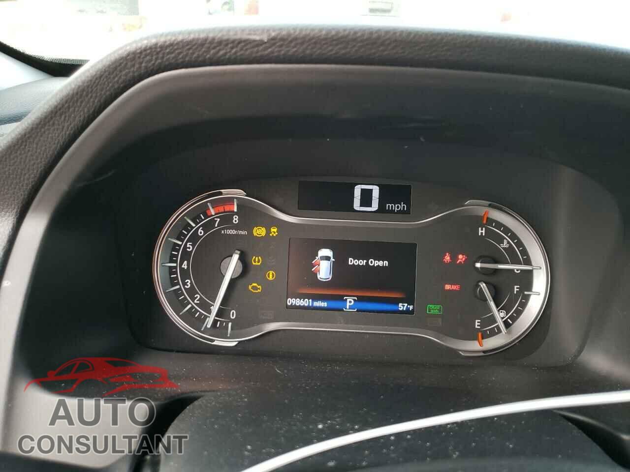 HONDA PILOT 2017 - 5FNYF5H86HB040105
