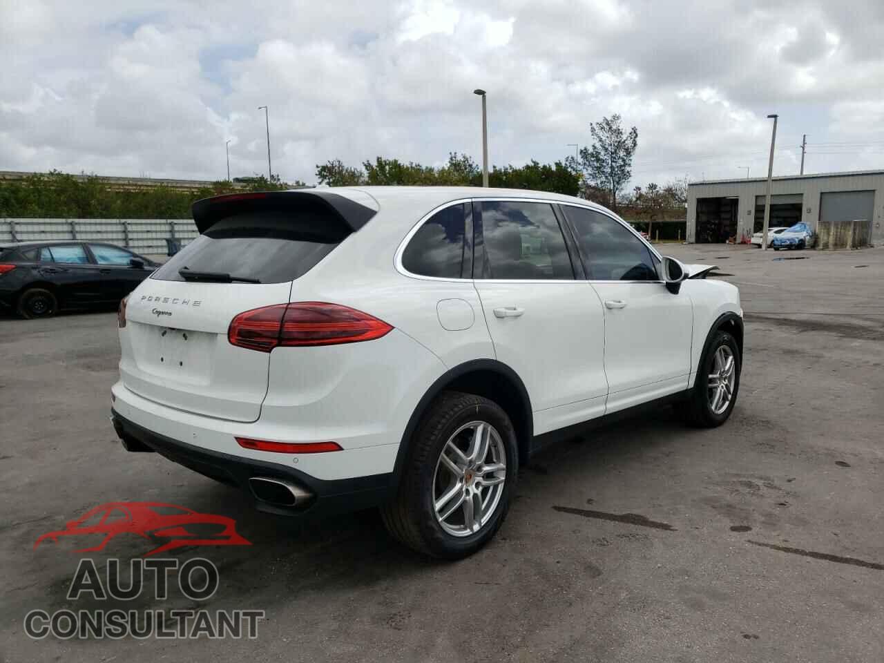 PORSCHE CAYENNE 2016 - WP1AA2A20GLA08149