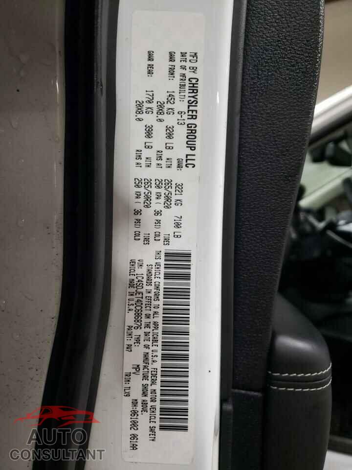 DODGE DURANGO 2013 - 1C4SDJET4DC686876