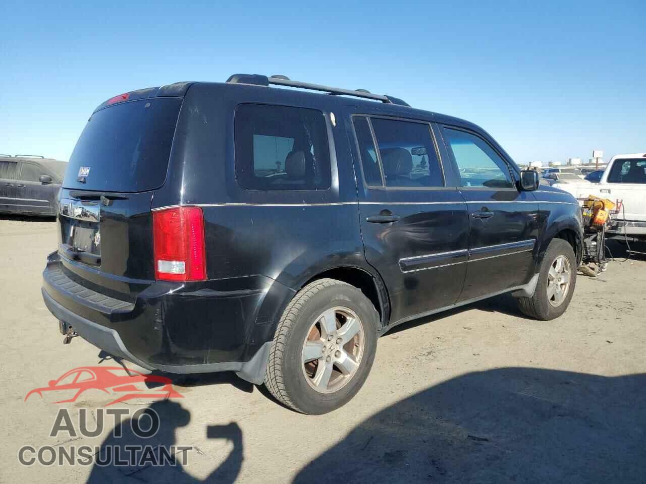 HONDA PILOT 2009 - 5FNYF386X9B005118