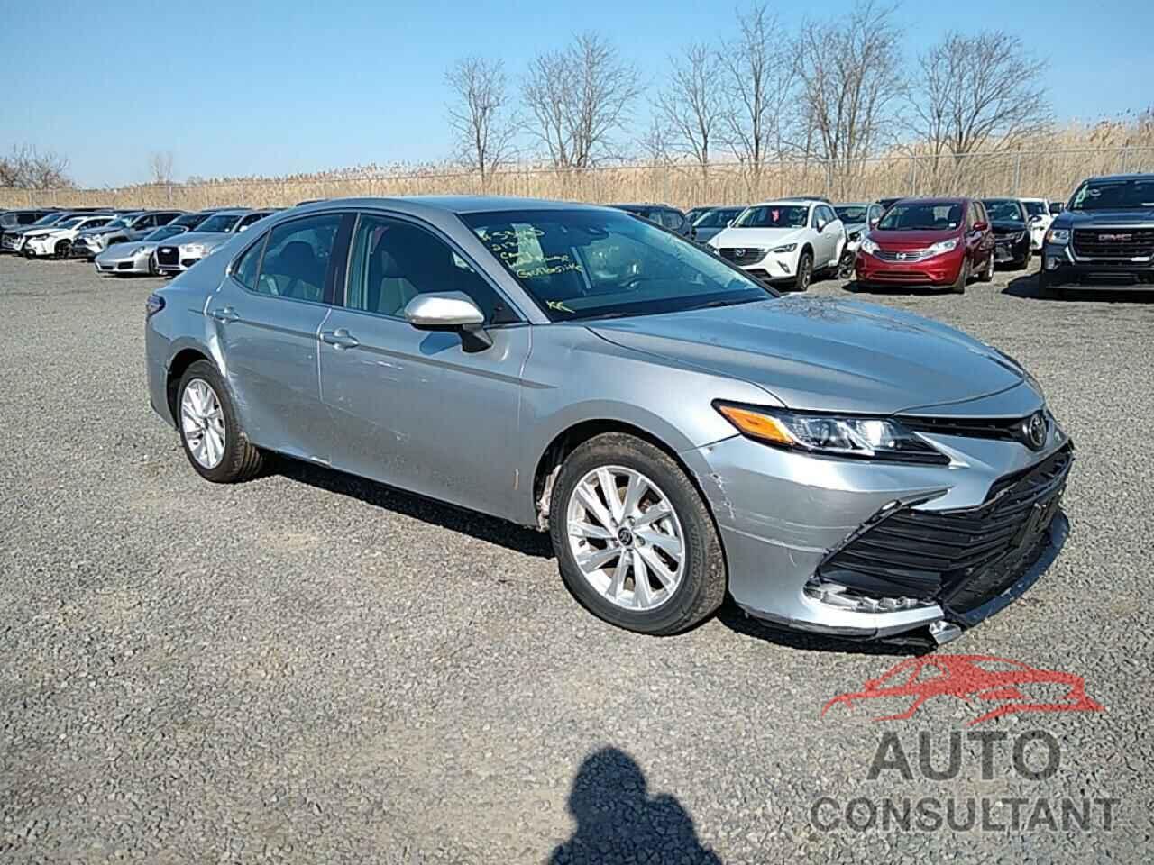 TOYOTA CAMRY 2021 - 4T1C11AK0MU535176