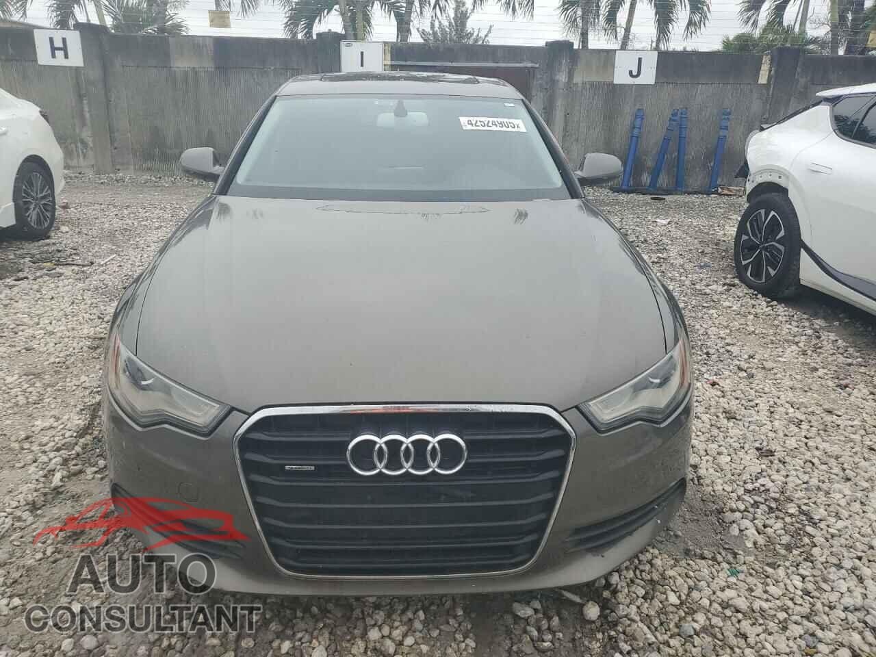 AUDI A6 2013 - WAUGFAFC9DN037896