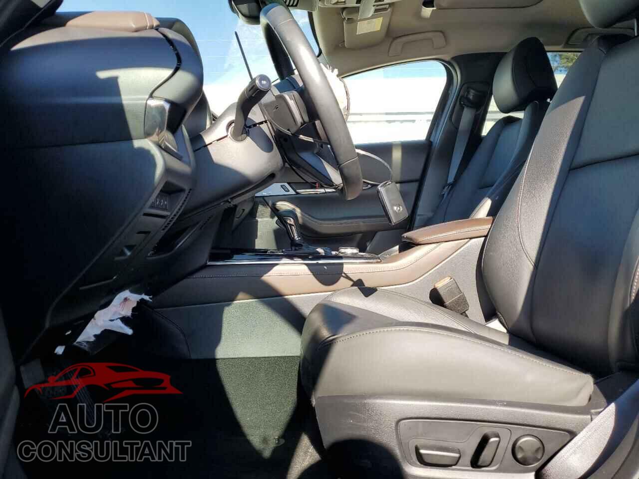 MAZDA CX30 2024 - 3MVDMBDM2RM659592