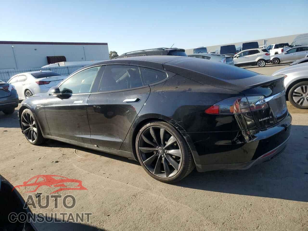 TESLA MODEL S 2013 - 5YJSA1DP2DFP21995