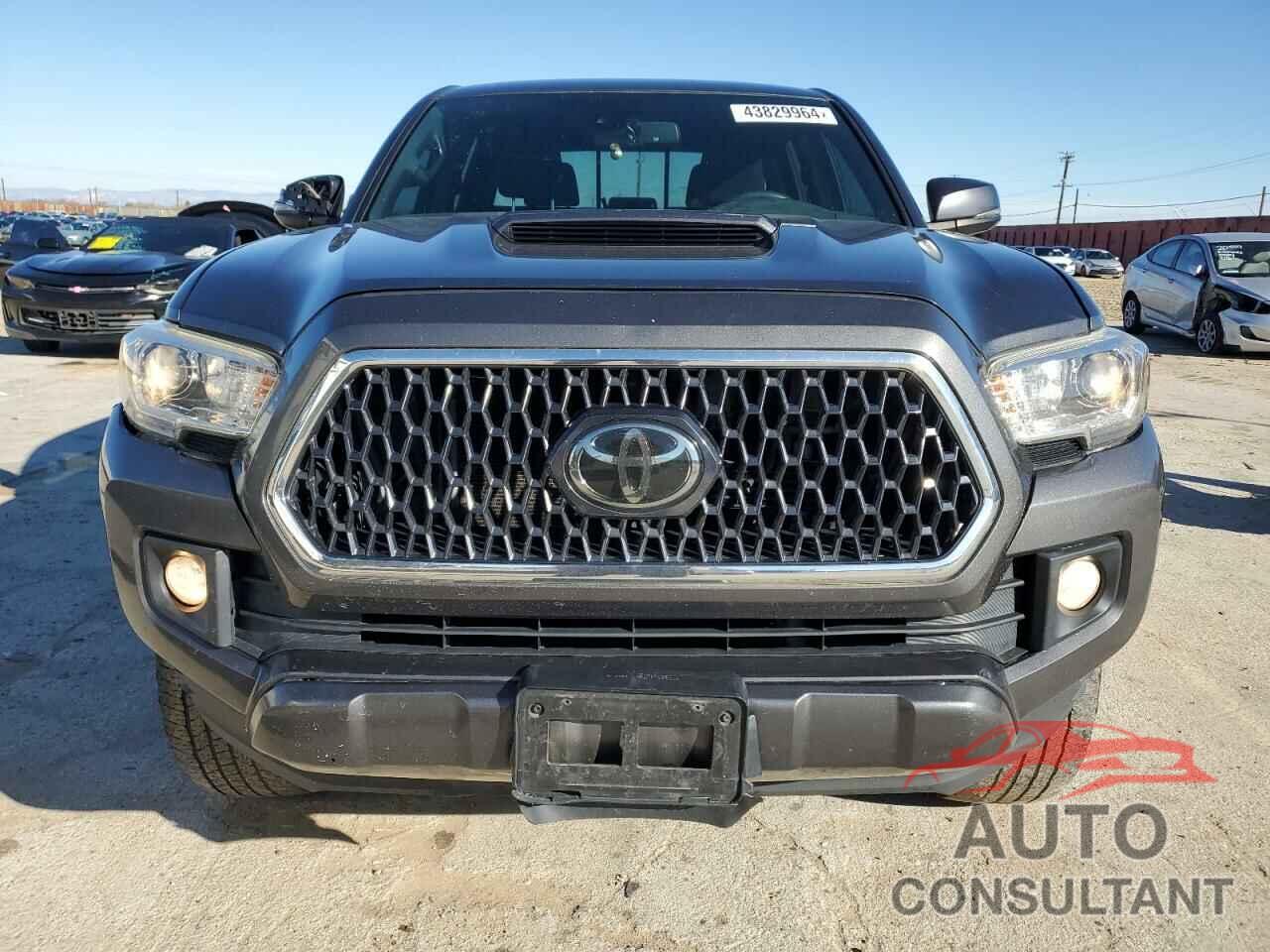 TOYOTA TACOMA 2018 - 3TMBZ5DN5JM015318