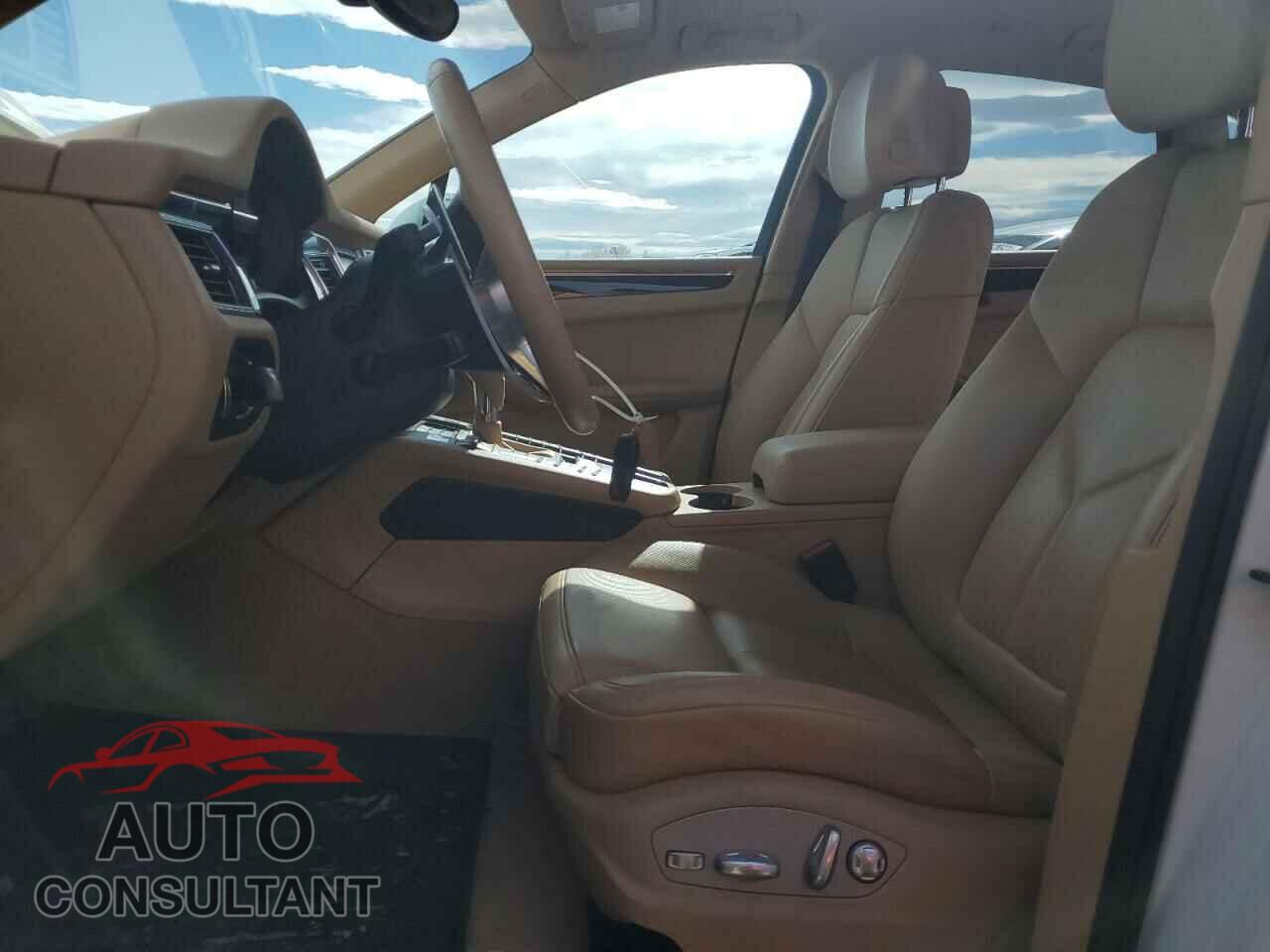 PORSCHE MACAN 2016 - WP1AB2A57GLB43619