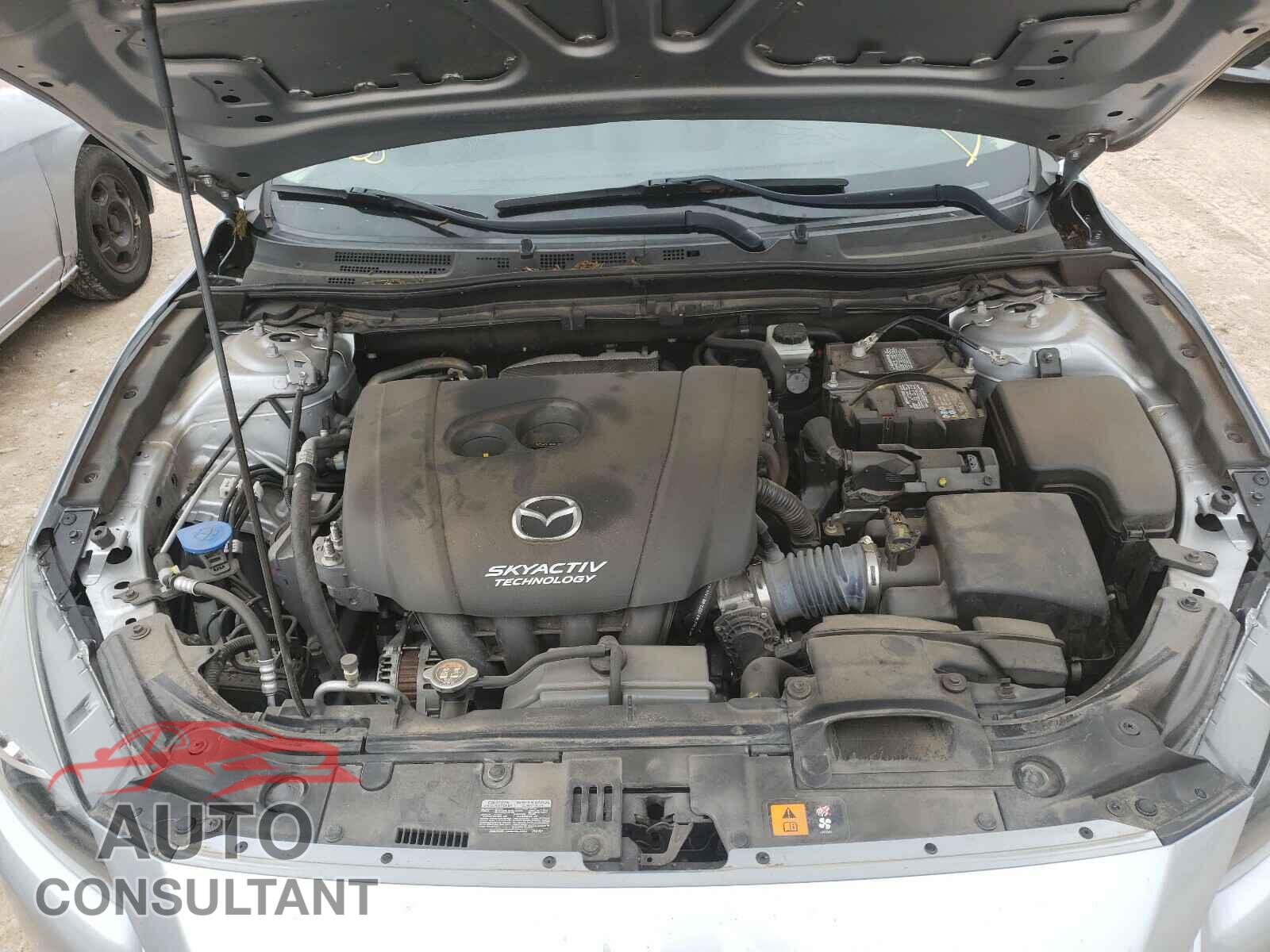 MAZDA 3 2017 - 3MZBN1K74HM105642
