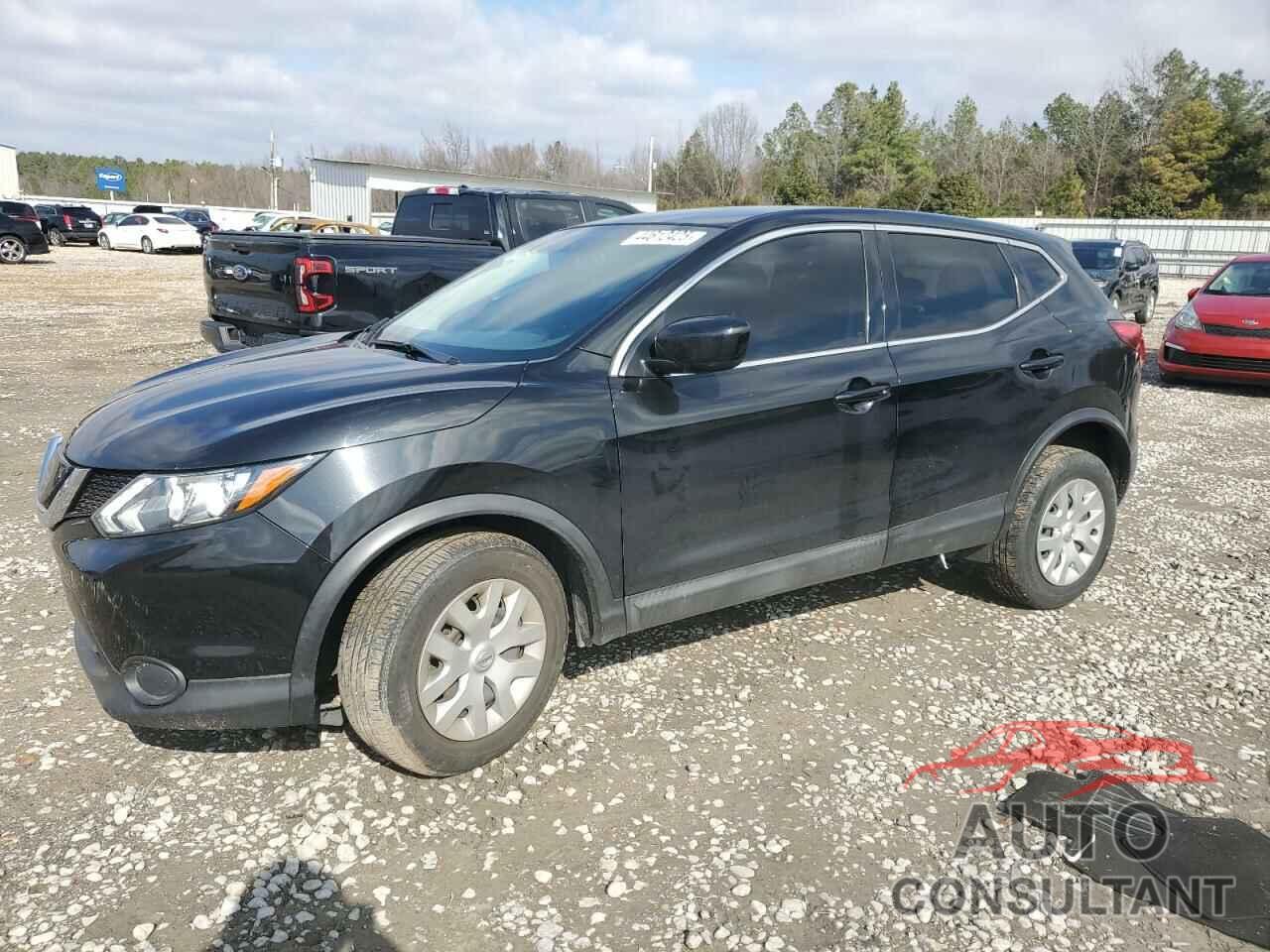 NISSAN ROGUE 2018 - JN1BJ1CR3JW260870