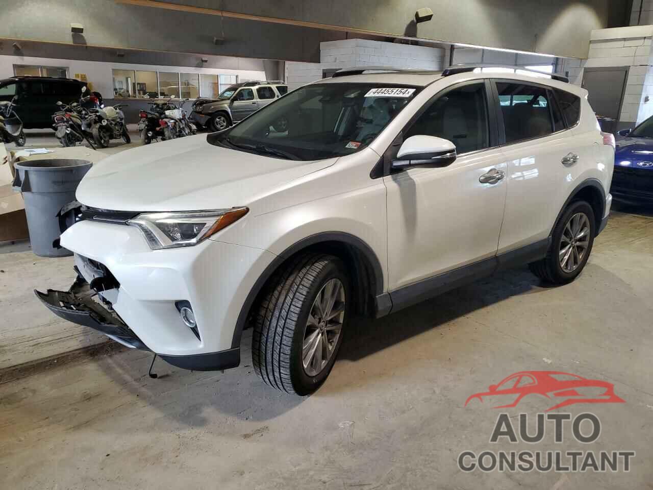 TOYOTA RAV4 2017 - JTMYFREV9HJ148132