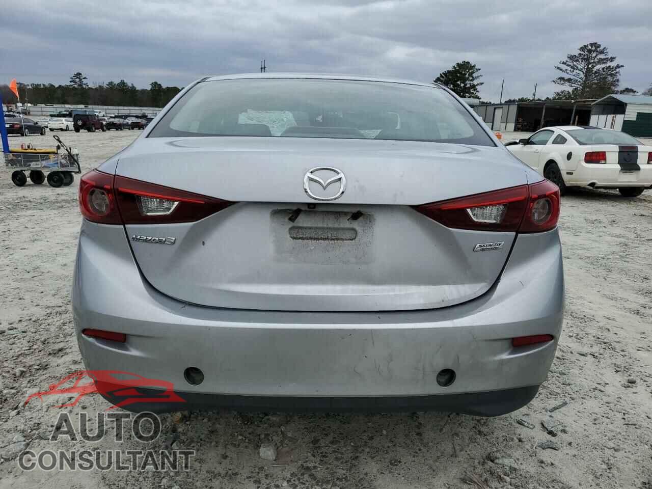 MAZDA 3 2017 - 3MZBN1V7XHM108525