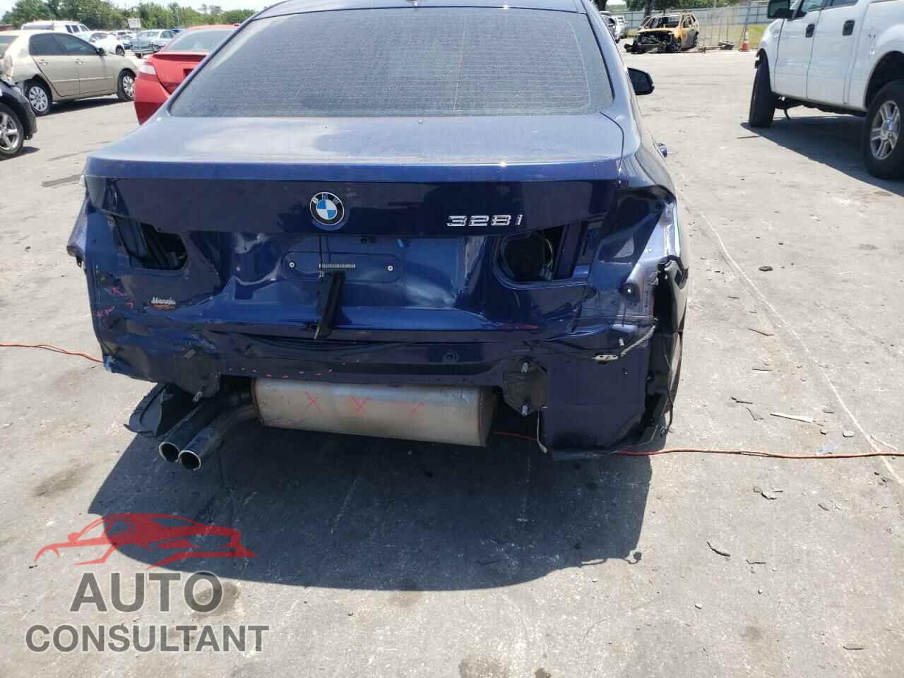 BMW 3 SERIES 2016 - WBA8E9G51GNT45672