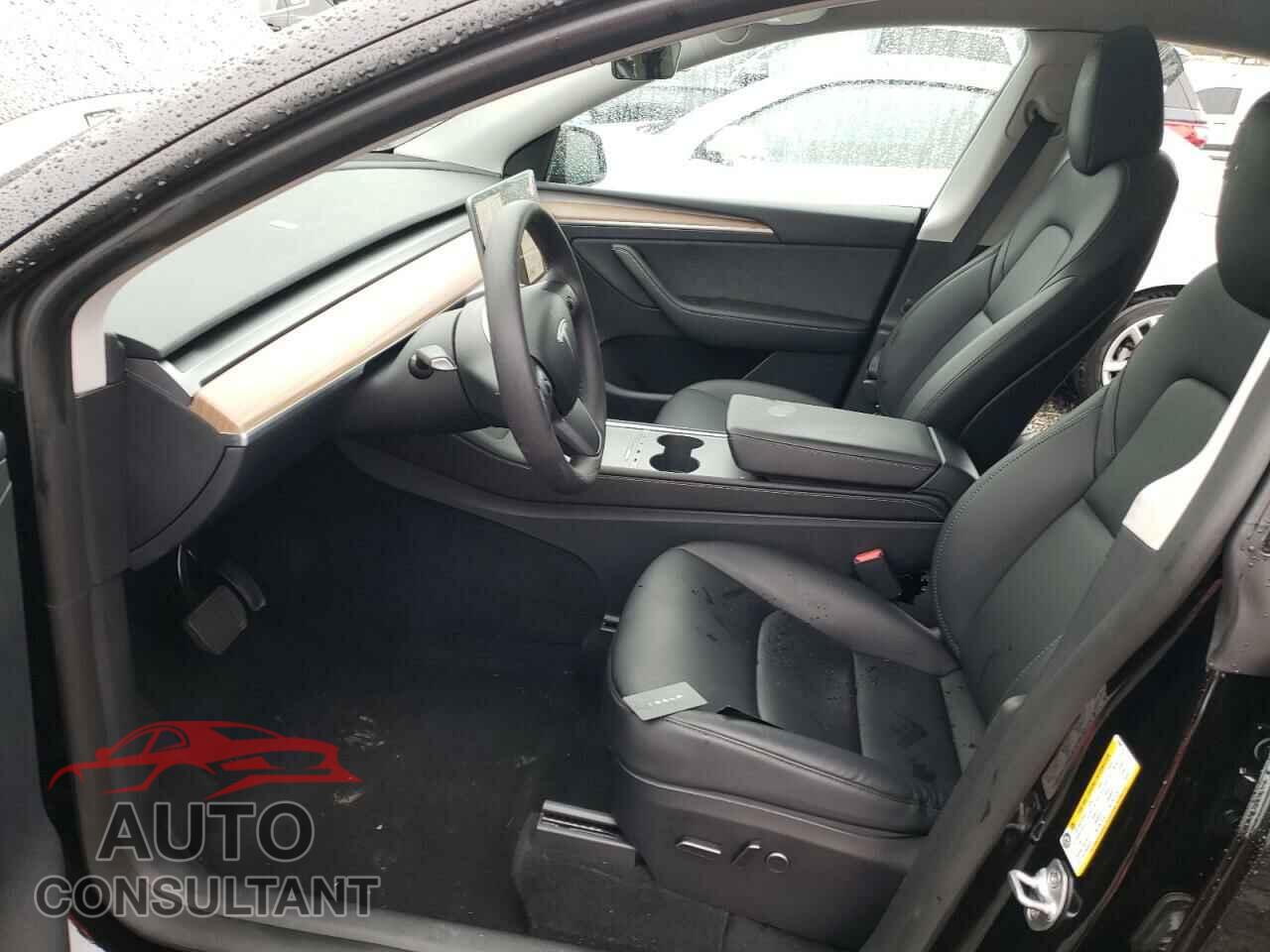 TESLA MODEL Y 2023 - 7SAYGAEE6PF813995