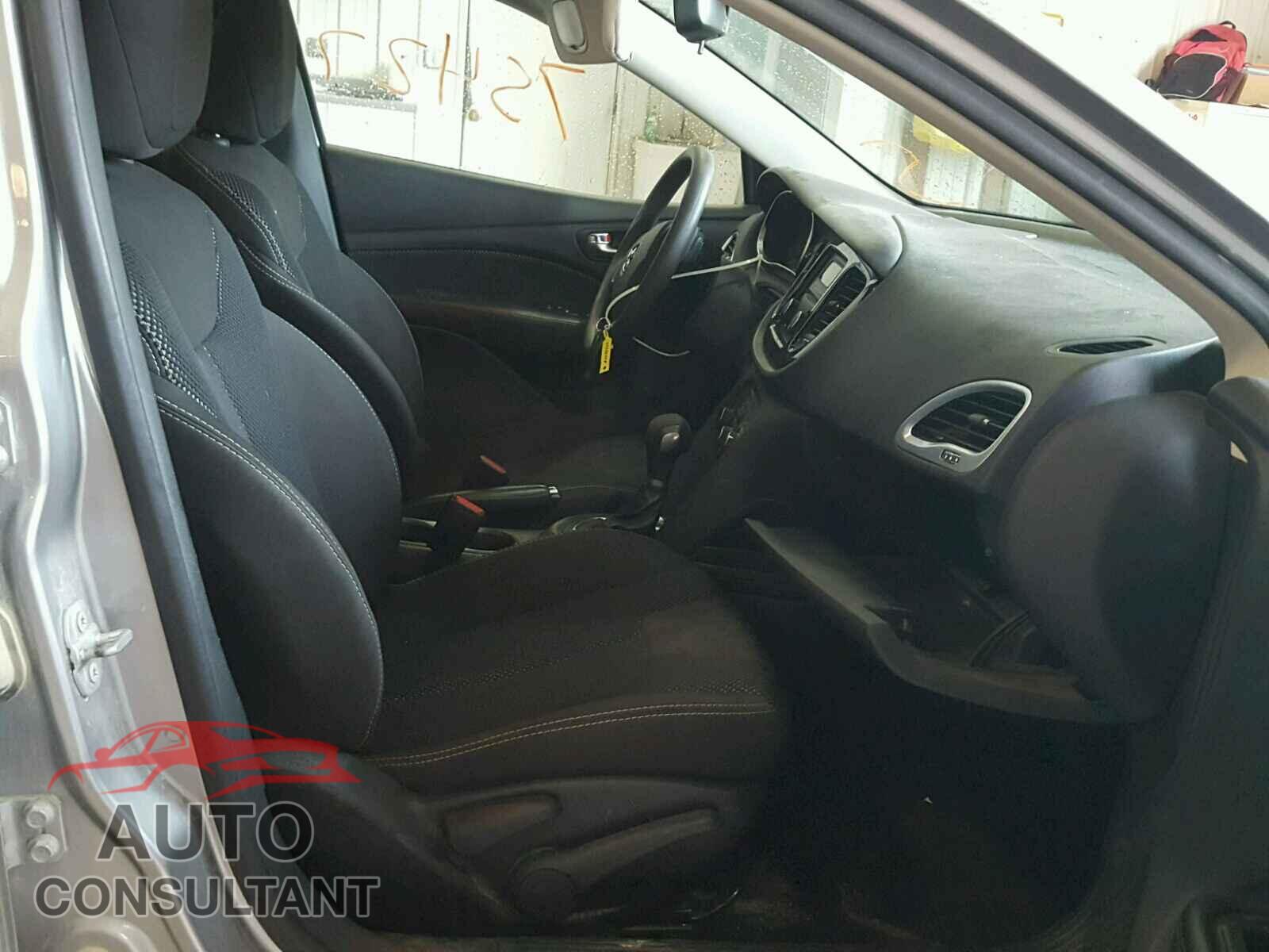 DODGE DART 2015 - 1C3CDFBB2FD380404