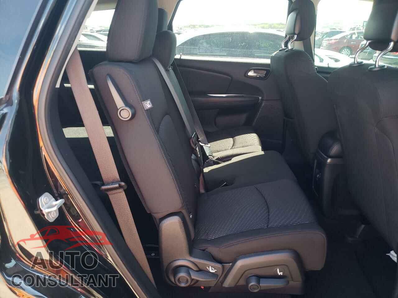 DODGE JOURNEY 2019 - 3C4PDCBB0KT719693