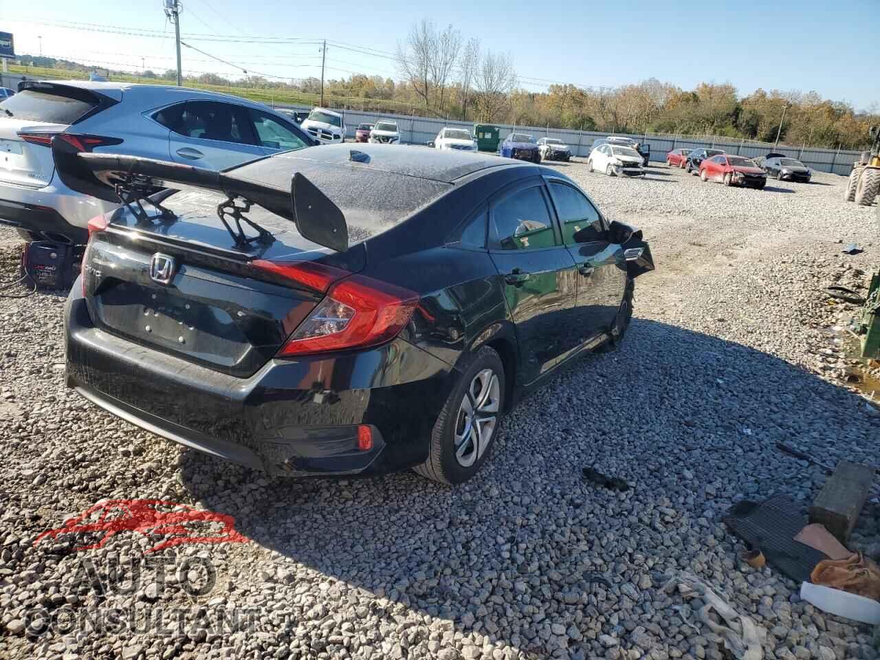 HONDA CIVIC 2018 - 2HGFC2F50JH545940