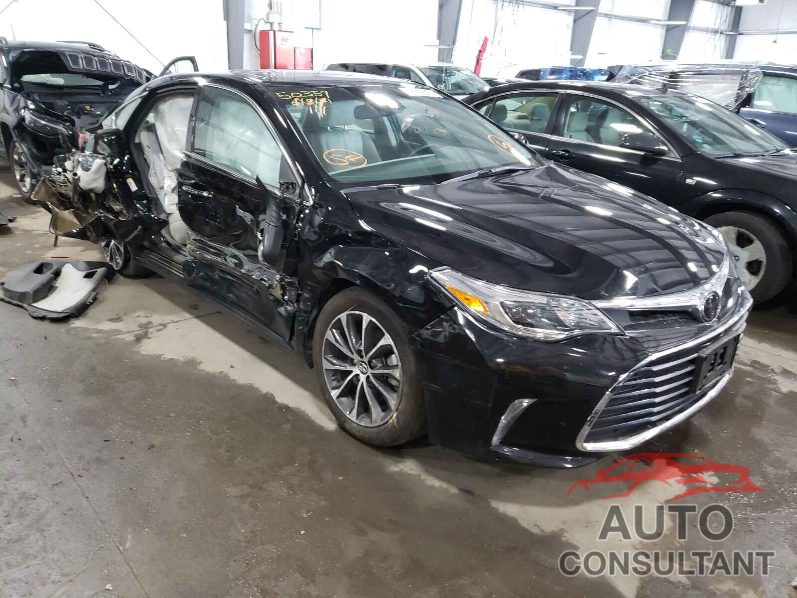 TOYOTA AVALON 2018 - 4T1BK1EB1JU277085