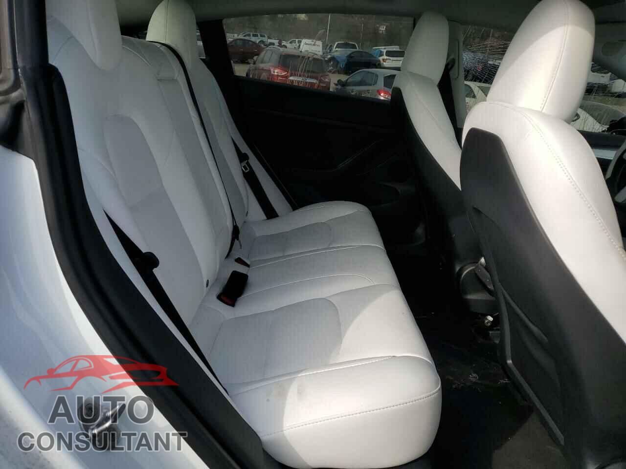 TESLA MODEL 3 2023 - 5YJ3E1EC0PF551709