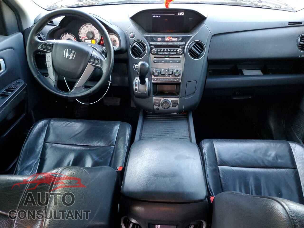 HONDA PILOT 2012 - 5FNYF4H68CB051172