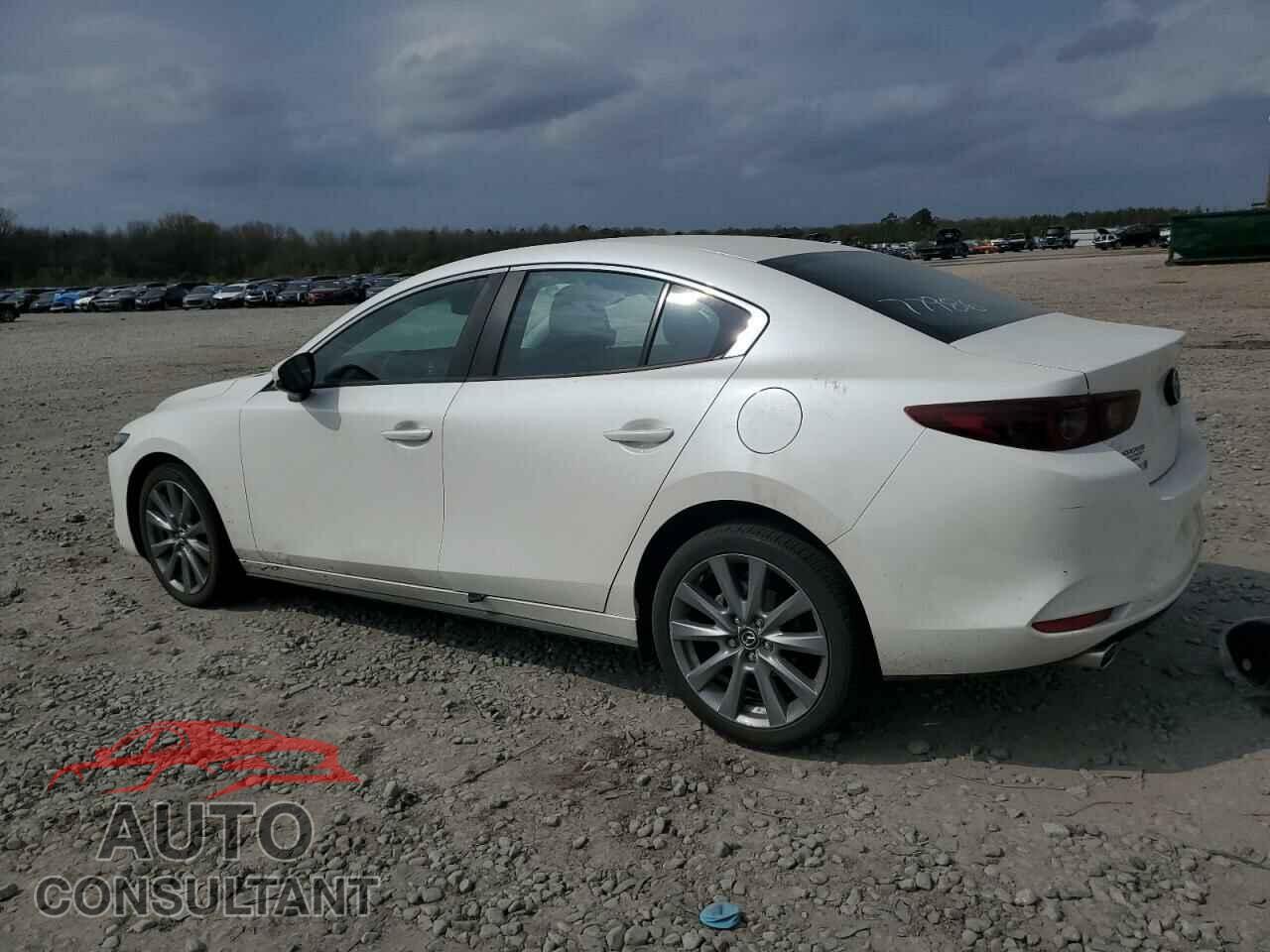 MAZDA 3 2023 - 3MZBPACM4PM374320