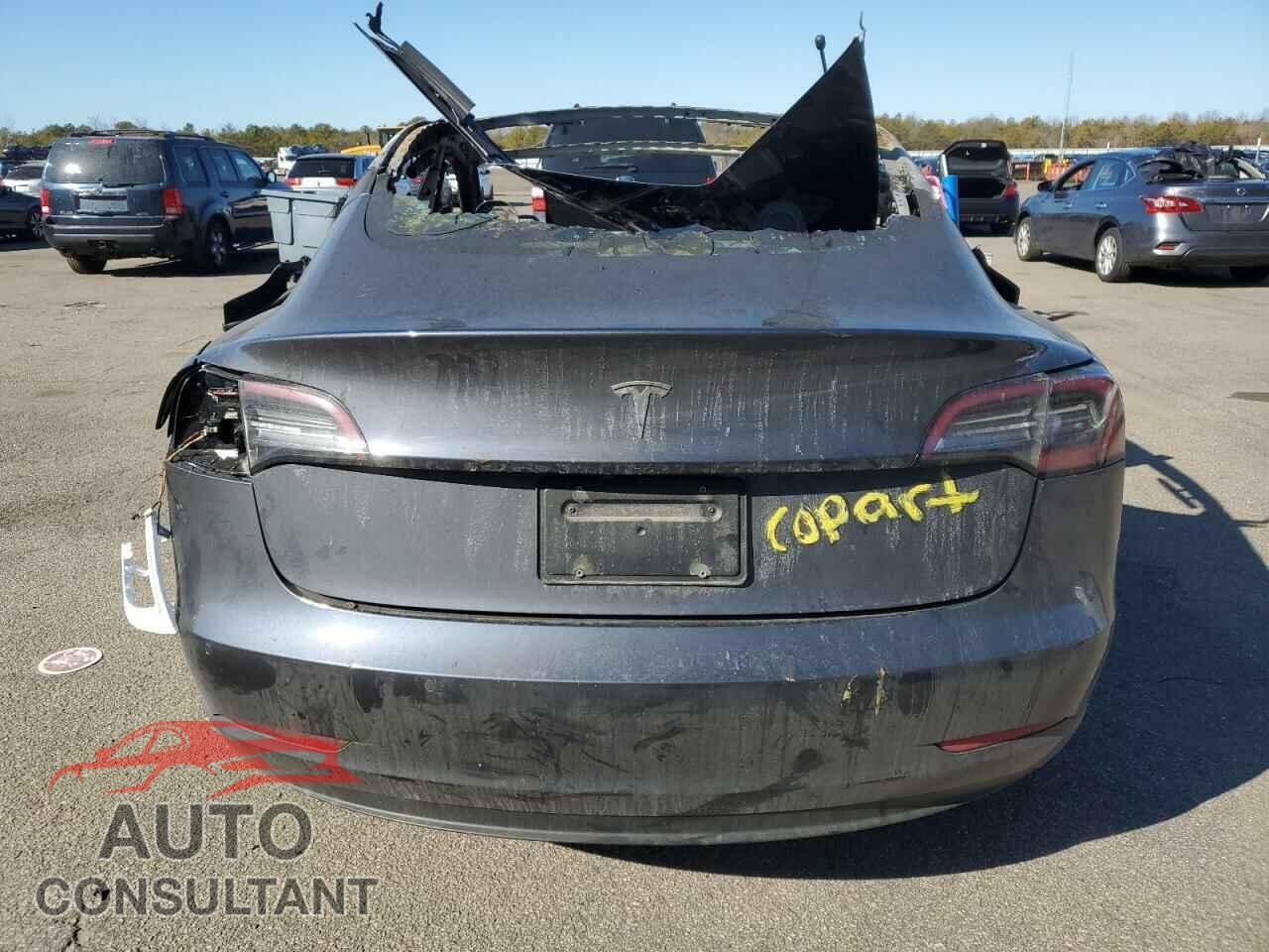 TESLA MODEL 3 2022 - 5YJ3E1EA7NF335948