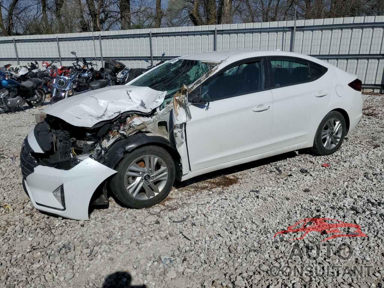 HYUNDAI ELANTRA 2020 - 5NPD84LF7LH546285