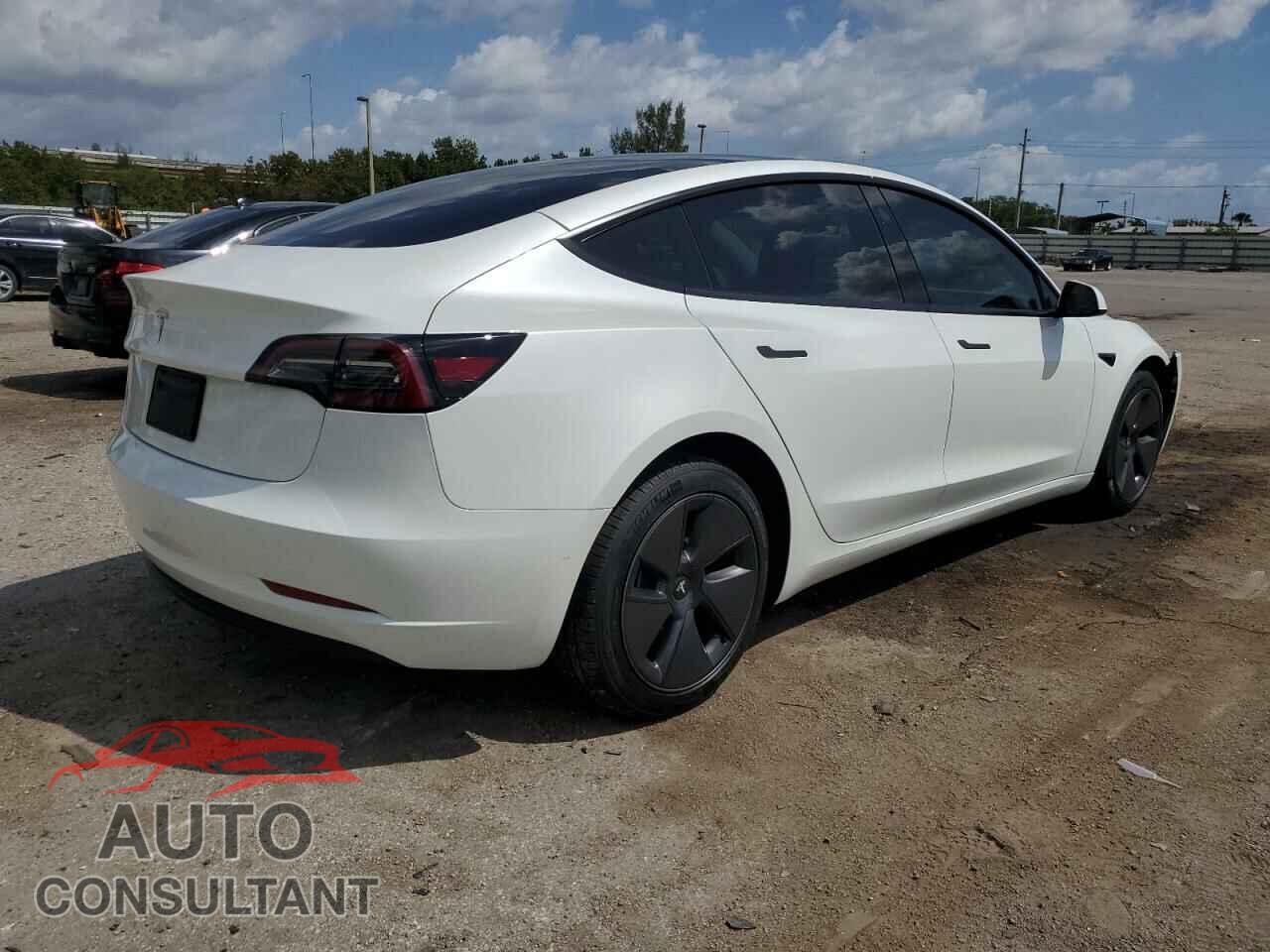 TESLA MODEL 3 2023 - 5YJ3E1EA3PF581432