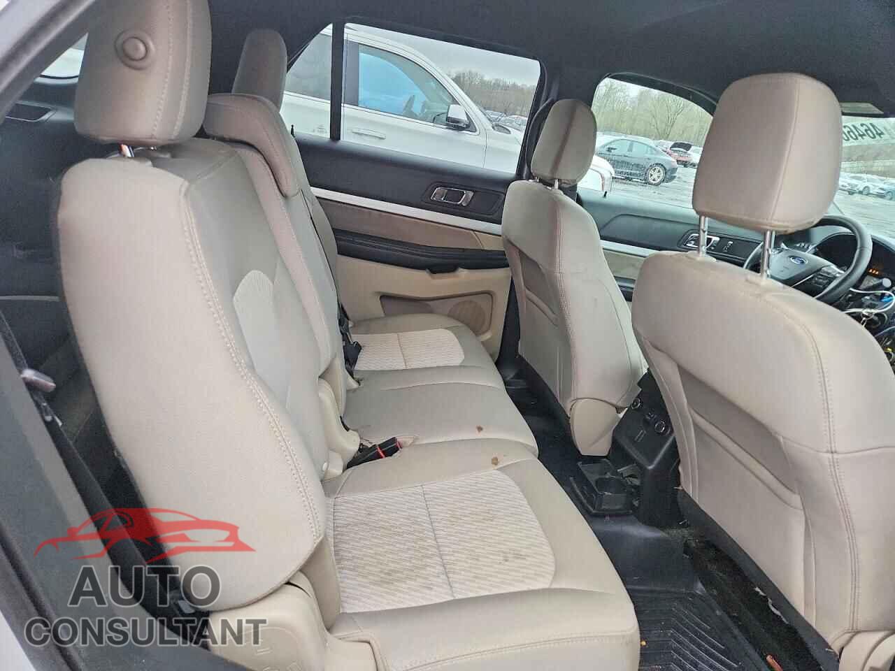 FORD EXPLORER 2018 - 1FM5K8B8XJGB60540