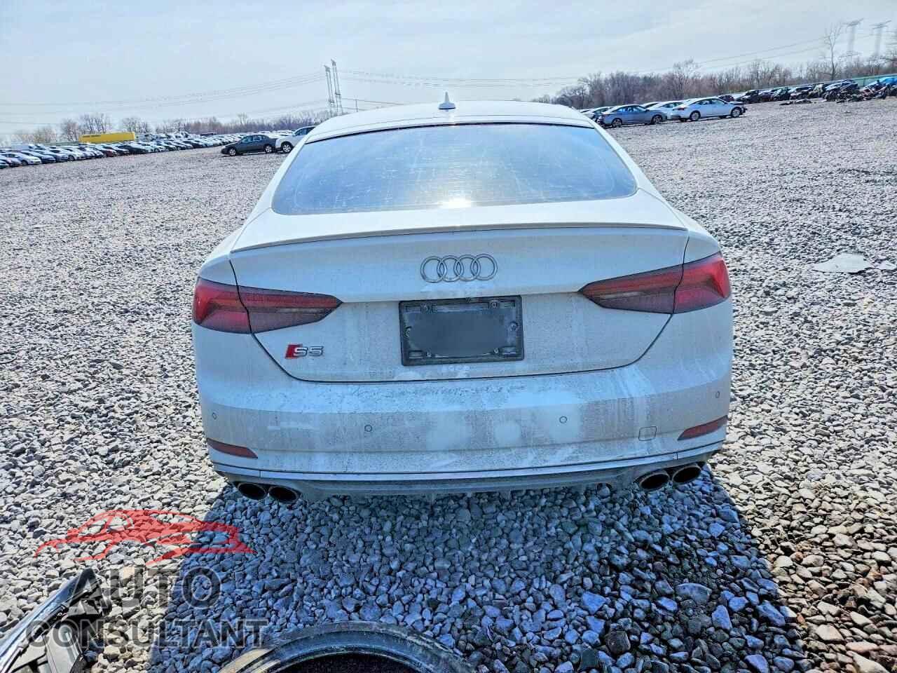 AUDI S5/RS5 2018 - WAUC4CF54JA050754