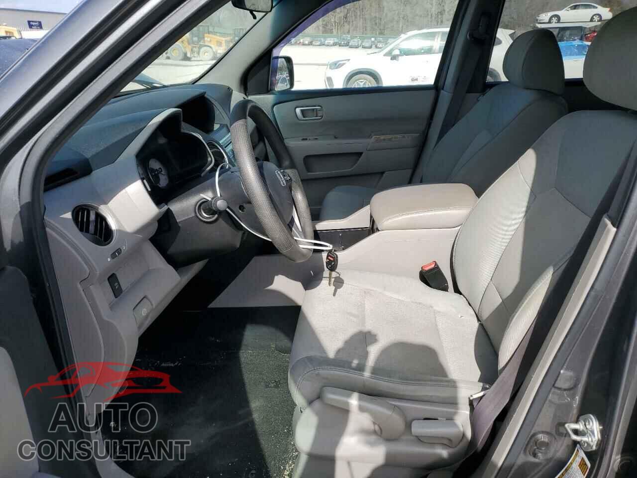 HONDA PILOT 2011 - 5FNYF4H29BB003904